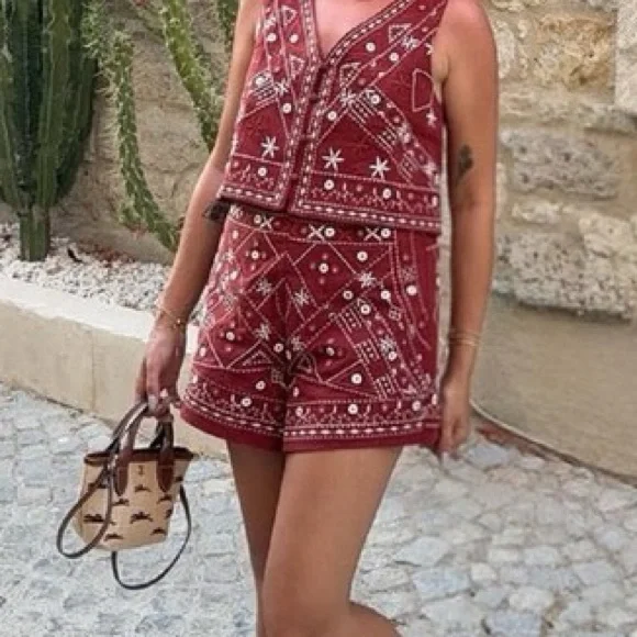 Zara Embroidered Mirror Shorts - Picture 11 of 12